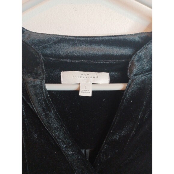 New Directions Crushed Velvet Popover Top L Black V Neck Quiet Luxury Old Money - Picture 3 of 9